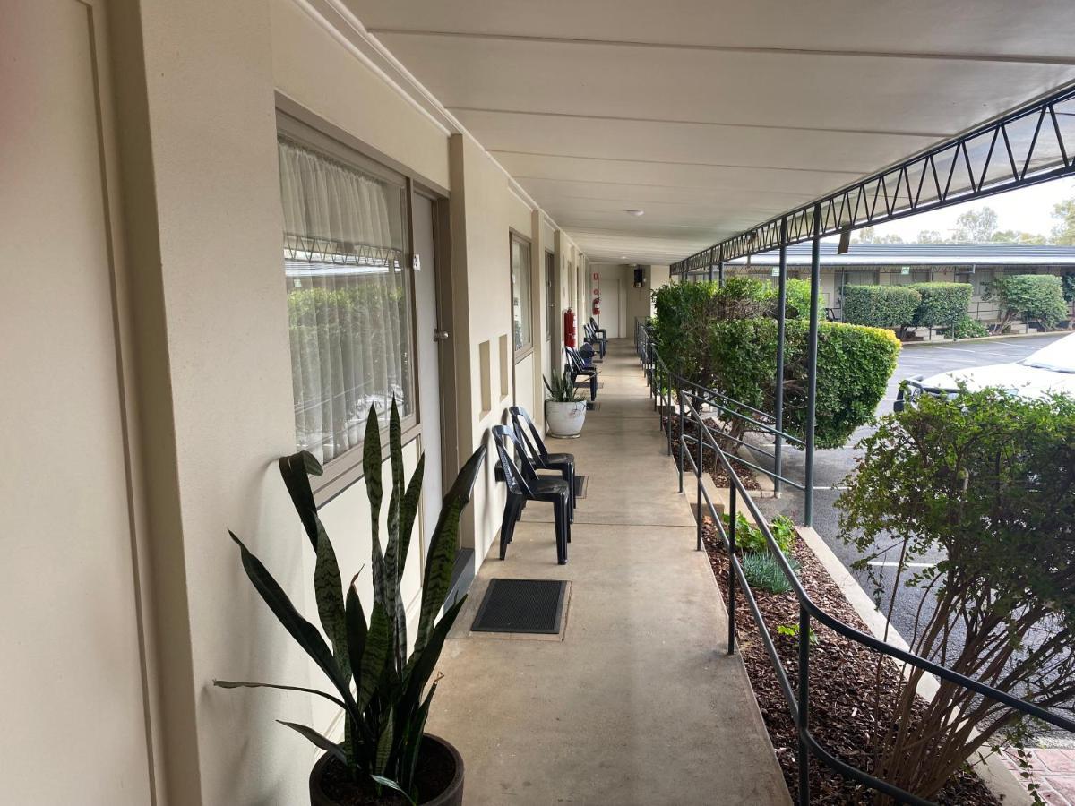 Ben Hall Motor Inn Forbes Exteriér fotografie